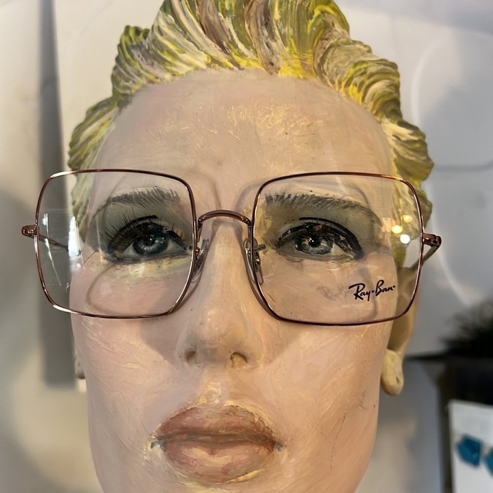 Ray-Ban 1971 women’s glasses